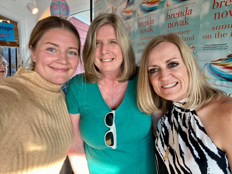 20220412_220402266_iOS