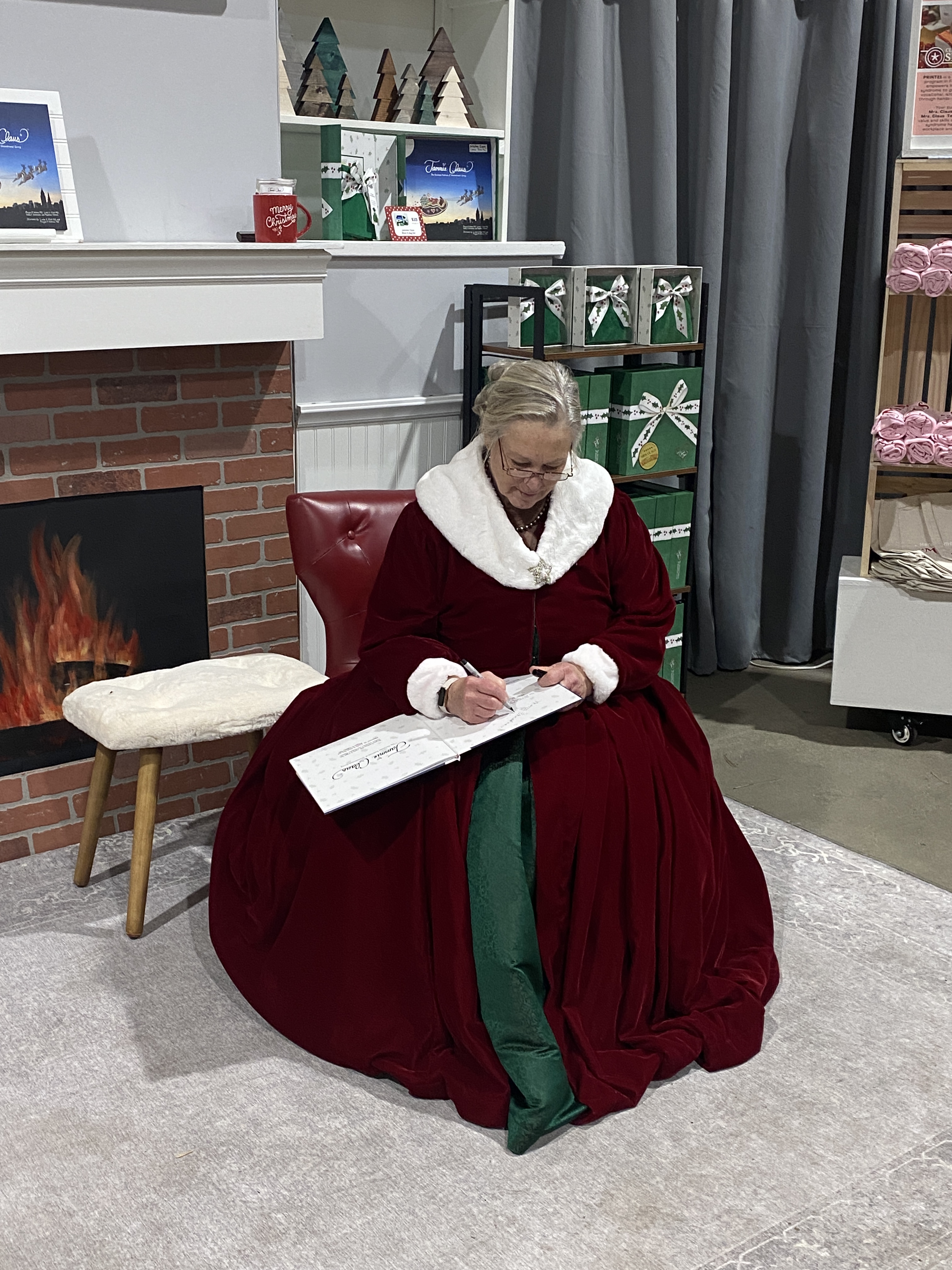 20241108_163409052_iOS